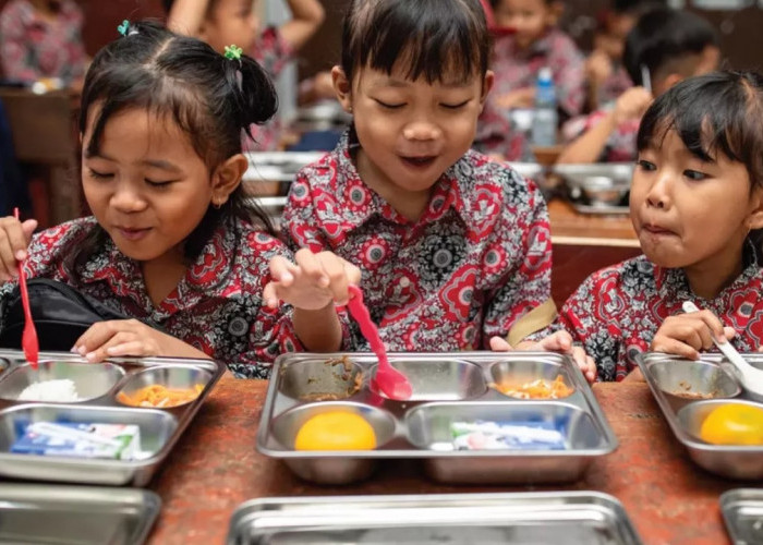 Program Makan Bergizi Gratis 2026: Anggaran Rp24 Triliun Dipastikan Tak Ganggu Kemenkes dan Pendidikan