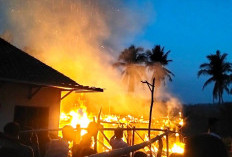 Rumah Panggung di Benuang, PALI Ludes, Pemilik Selamat