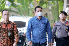Bupati Muara Enim Tiba di KPK Bersama 10 Orang Anak Buahnya dan Pihak Swasta