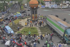 Kecelakaan Beruntun di Cipondoh Karena Supir Kontainer Ugal-ugalan, Tabrak Puluhan Kendaraan dan Dihajar Massa