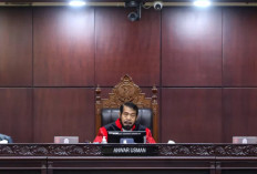 Terjadi Dissenting Opinion! MK Tolak Gugatan Batas Maksimal Usia Capres 70 Tahun, Prabowo Melenggang Capres