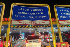 Jalur Mudik Padat, Hari Ini Diberlakukan Lalu Lintas Contraflow di Tol Cikampek 