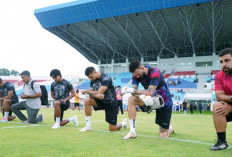 Arema Gak Mau Latah Bongkar Pasang Pemain, Semua Pemain Bertahan Kecuali....