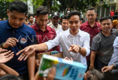 Usai Pelantikan, Gibran Lakukan Blusukan ke Perkembangan Pembangunan MRT Fase 2