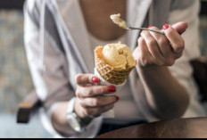 Dahi Tiba-Tiba Nyut Nyutan Saat Makan Es Krim? Ternyata Ini Penyebab Brain Freeze yang Sering Diabaikan