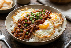 Resep Telur Ceplok Saus Bolognese Gurih dan Medok ala Devina Hermawan: Dijamin Nagih Auto Nambah Nasi!