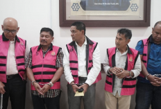 Polisi Serahkan 5 Tersangka Kasus Korupsi RS Regional Aceh Tengah Kepada Kejaksaan Beserta Barang Bukti...