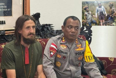 Senyum Bahagia Kapten Philip Setelah Berhasil DIbebaskan dari KKB Papua, Ini Keluh Kesahnya Selama di Sandera