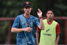 Tak Ada Ampun! Borneo FC Akan Jadikan Persita Korban Ke-19 Musim Ini, Pelatih Pieter Huistra Ingatkan Ini
