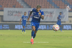 Rekor Tak Terkalahkan Persib Diuji Borneo FC, Saksikan di Televisi Ini