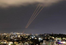 BOOM! Tel Aviv Bergetar, Iran Luncurkan Serangan 200 Lebih Drone dan Rudal ke Israel 