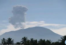 PVMBG: Gunung Ibu di Maluku Utara Kembali Erupsi, Tercatat 11 Kali dalam Sepekan Terakhir, Cek Informasi Sini