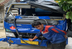 Salip Fuso, Truk Tangki BBM PT Putra Nusa Energy Tabrak 2 Rumah