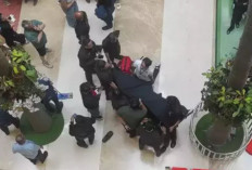 Heboh! Detik-Detik Pegawai Syok Lihat Pria Diduga Lompat dari Lantai 3 di PIM 2, Begini Kronologinya... 