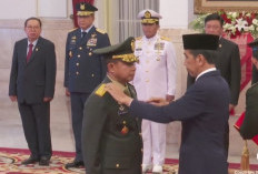 RESMI! Presiden Joko Widodo Melantik Jenderal Agus Subiyanto Panglima TNI