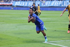 Persib Juara Paruh Musim Super League 2025/2026, Perburuan Trofi Juara Semakin Panas!