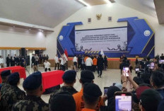 Menteri KKP Sakti Wahyu Trenggono Pingsan Saat Pelepasan Jenazah Korban Kecelakaan ATR 42-500