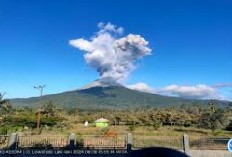 Gunung Lewotobi Laki-Laki Tercatat 2 Kali Erupsi, Semburan Abu Vulkanik Setinggi 1.200 Meter, Status Waspada!