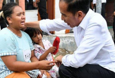 Penduduk Kelas Menengah Menjadi Rentan Miskin Makin Meningkat Tahun 2024, Jokowi : Setiap Negara Sama Saja...