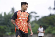 Hah! Shayne Pattynama Kesulitan Geser Pemain Timnas U23 di Persija, Baru Main 19 Menit