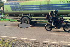 Pelajar Terpental ke Jalur Lawan, Tewas Terlindas Truk