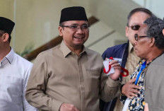 Menteri Yaqut Cholil Berada di Pusaran Korupsi, KPK Periksa Biro Travel dalam Kasus Kuota Haji!