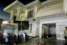 Setelah Ahmad Sahroni, Kini Rumah Uya Kuya Juga Digeruduk Massa: Saya Ikhlas!