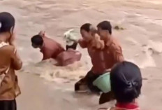 Viral Medsos! Siswa Nisel Menyeberangi Sungai Demi Pergi ke Sekolah, Begini Respon Gubernur Bobby Nasution