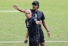 Arema FC vs Borneo FC: Duel Krusial Kedua Tim