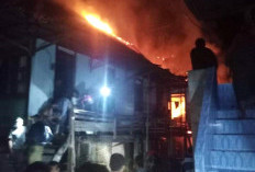 Teriakan dan Aksi Berani Idil Fitri Selamatkan 3 Nyawa Tetangga Dari Kobaran Api