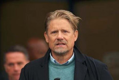 Schmeichel: Harusnya United Beli Martinez atau Donnarruma 