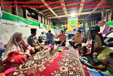 Menginap di Kapal Tongkang, Tradisi Unik Suku Bugis di Kabupaten Banyuasin Sebelum Berangkat Haji