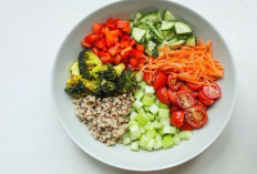 4 Rekomendasi Makanan Menyehatkan Bagi Penderita Penyakit Tipes, Yuk Simak Tips di SIni...