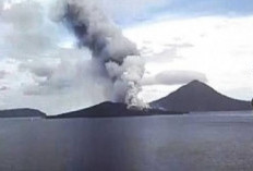 BREAKING NEWS! Erupsi Gunung Anak Krakatau, Radius 5 Kilometer Harus Steril Penduduk