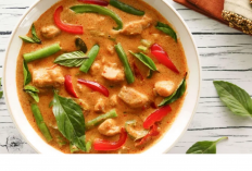 Resep Unik Panang Curry Dari Thailand Kuah Kari Unik Terlihat Hampir Mirip Rendang Masakan Indonesia 