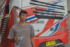 Viral! Sopir Bus Makassar Ajak 30 Penumpang Makan Rumah Mertua Lebaran, Dapat Rezeki Melimpah Rp100 Juta...
