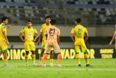 Pekan Ke-13 Super League 2025/2026 Produksi 56 Kartu, Wasit Ini Paling Royal