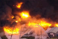 Detik-Detik Pesawat Kargo UPS Jatuh Dekat Bandara Louisville, Ledakan Dahsyat Gegerkan Warga!