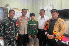 Usai Tikam Kurir Paket, Remaja Berwajah Ganteng Diserahkan Keluarga ke Polisi 