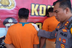 Pengedar Narkoba Antar Provinsi Disergap di Tepi Jalan  Desa, Polisi Sita Sabu Senilai Rp 150 Juta
