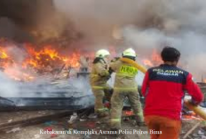 Viral! Kompleks Asrama Polisi Polres Bima di Lalap Si Jago Merah, 9 Rumah Hangus Terbakar