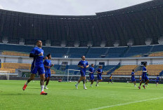 Fokus di Liga 1 2024/2025, Begini Psywar Bomber Persib Jelang Lawan PSS Sleman