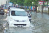 Bak Lautan! Hujan Lebat Dua Jam, Banjir Merendam Palembang, Kendaraan Mogok..