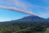Imbauan Resmi PVMBG saat Gunung Raung Meletus, Semburkan Abu Setinggi 2 Km!