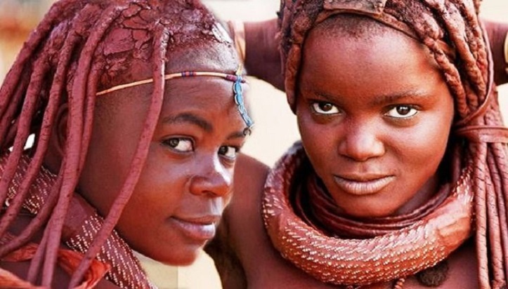 Perawatan Kecantikan Tradisional Unik Ala Suku Himba Gunakan Lumpur Untuk Kulit dan Rambut