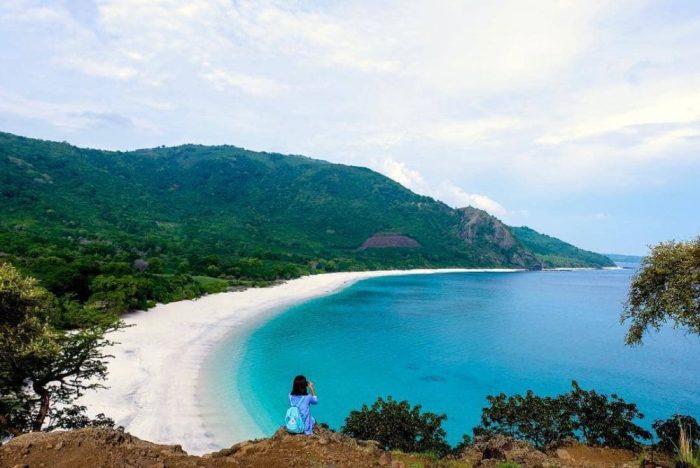 Keindahan Pantai di Nusa Tenggara Timur yang Wajib Kamu Kunjungi