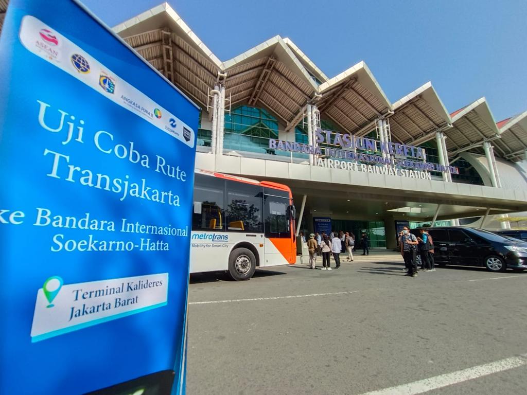 Sekarang ke Bandara Soetta Bisa Naik Bus Transjakarta, Ini Jadwal dan Rutenya