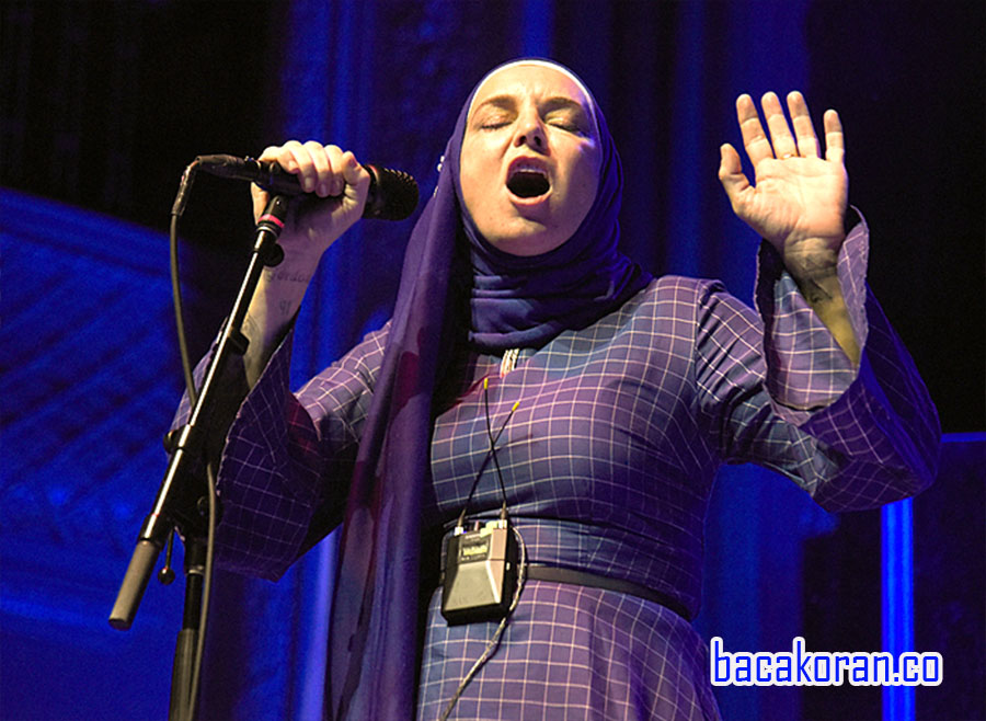 Penyanyi Sinead O’Connor: Kisah Perjalanan Religi Hingga Menjadi Muslim