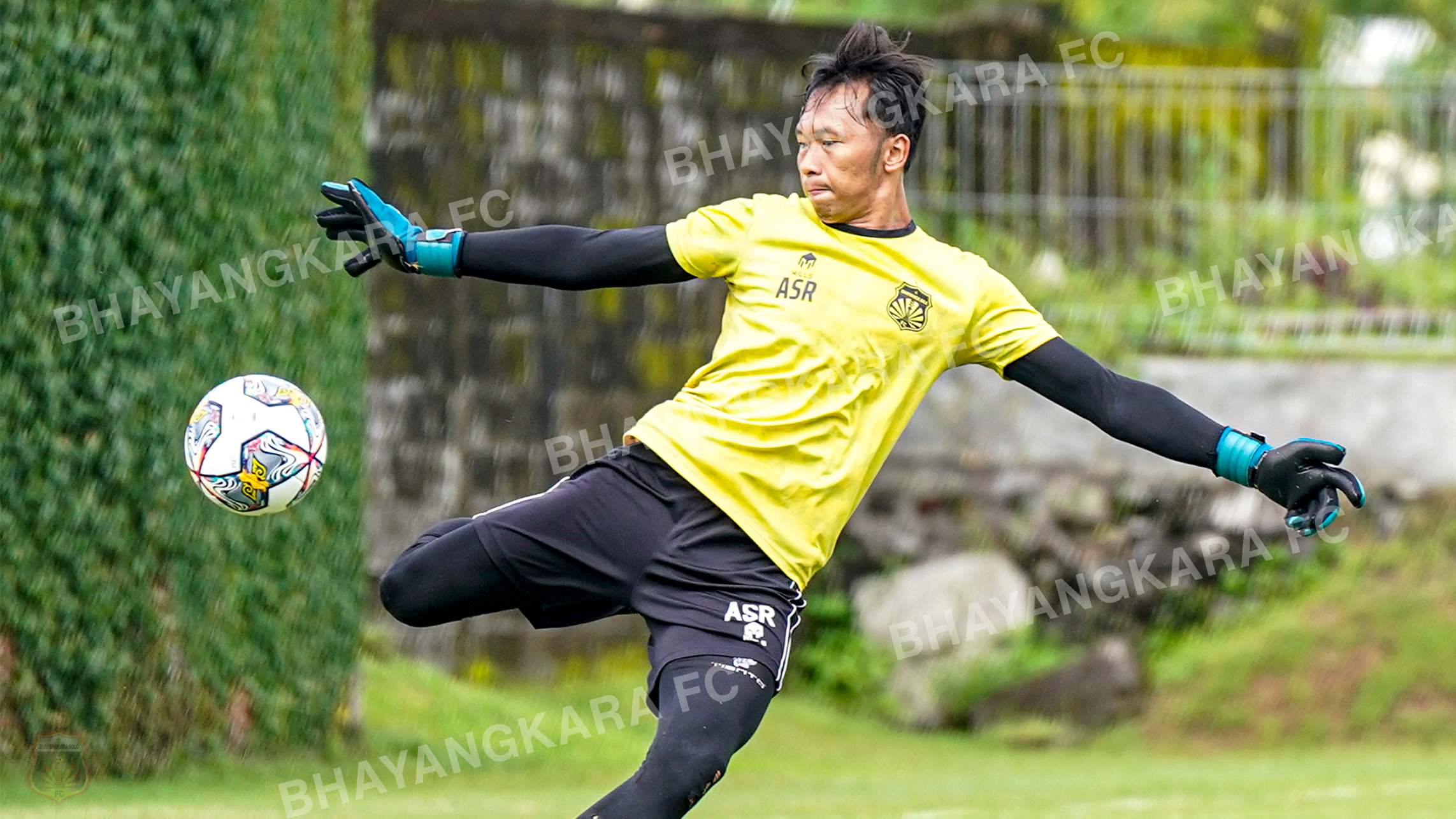Kiper Bhayangkara FC Kegirangan, Timnya Bisa Pecah Telor
