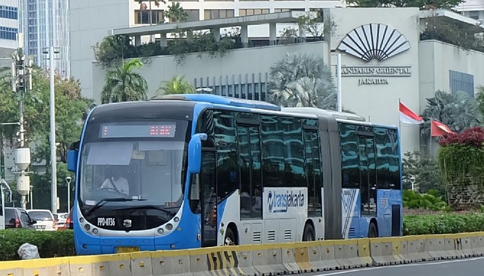 GRATIS! Pemrov DKI Siapkan 5 Armada Bus TransJakarta, Rute Kalideres-Bandara Soetta mulai 4 Juli 2023